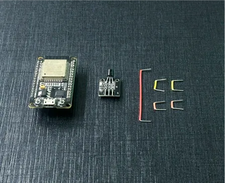 Battery-operated digital temperature sensor